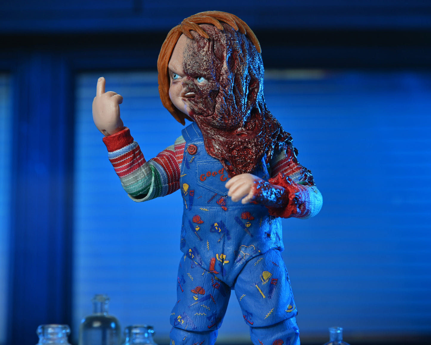 NECA Chucky (TV Series)

7” Scale Action Figure – Ultimate Chucky