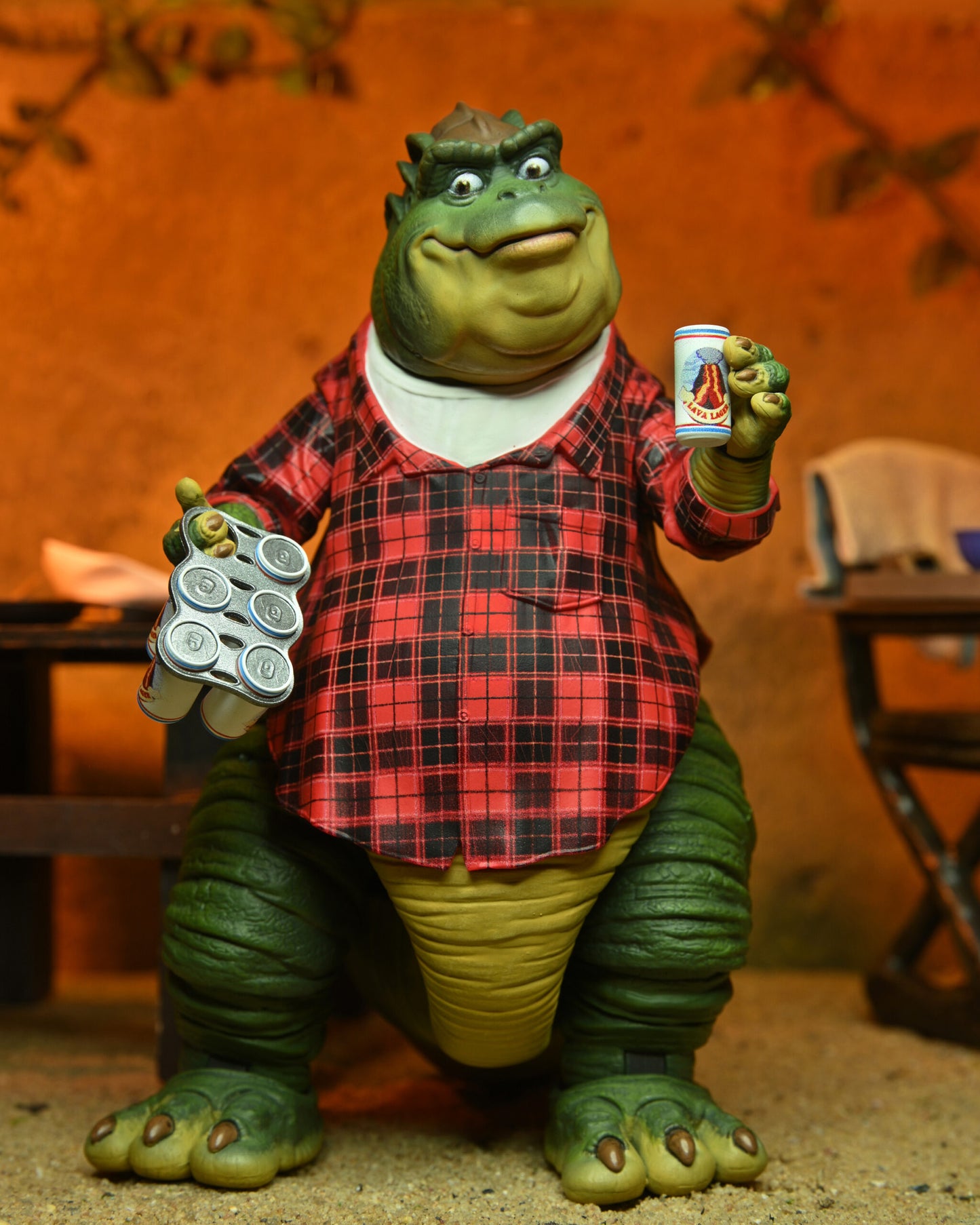 Dinosaurs
7” Scale Action Figure – Ultimate Earl Sinclair