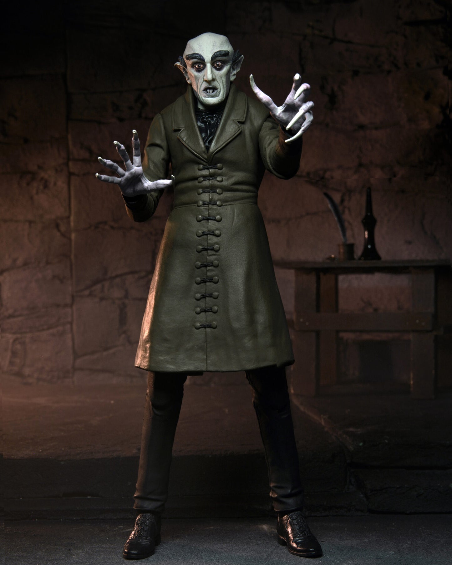 NECA Nosferatu

7” Scale Action Figure – Ultimate Count Orlok (Color)