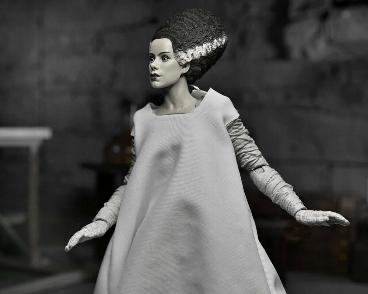 Pre-order November NECA Universal Monsters Ultimate Bride of Frankenstein (Black & White Edition)