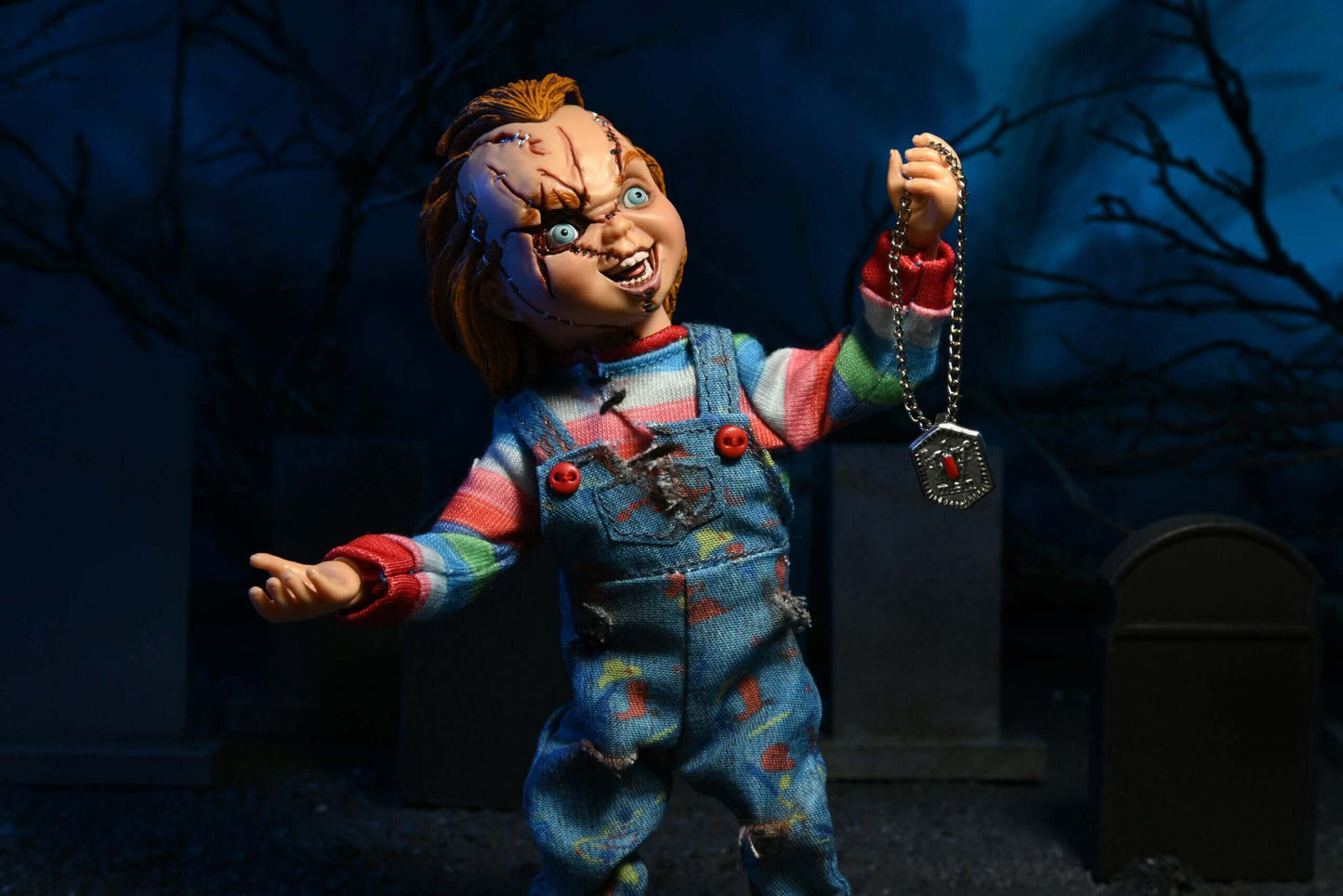 Neca 8″ Scale Clothed Figure – Chucky & Tiffany 2-Pack