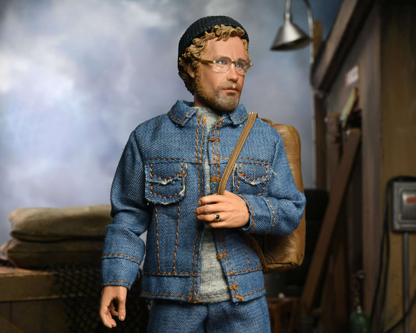 Jaws 8″ Scale Clothed Action Figure – Matt Hooper (Amity Arrival)