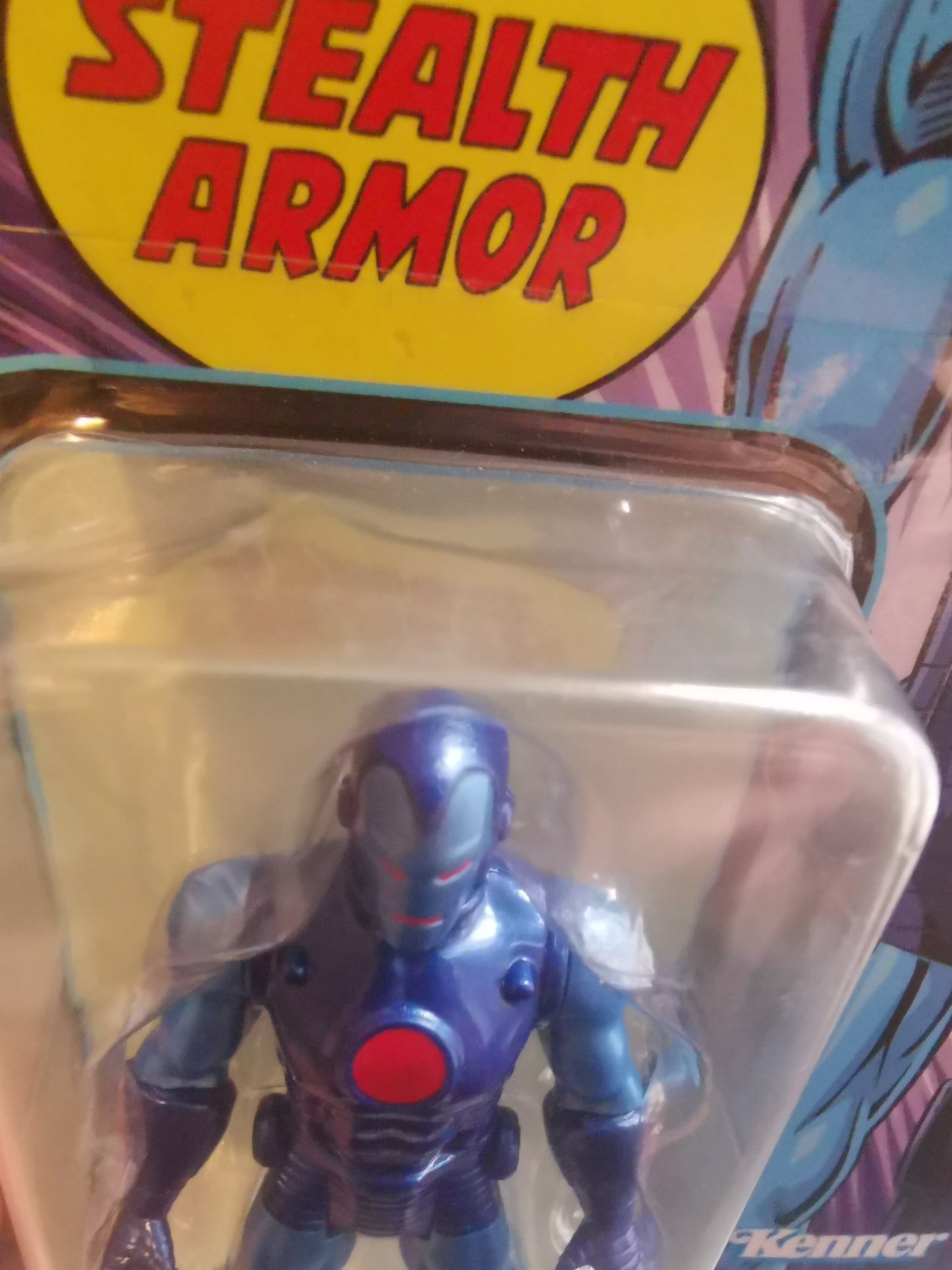 MARVEL LEGENDS RECOLLECT RETRO 3.75 STEALTH ARMOR IRON MAN Figure (slight dent in bubble)