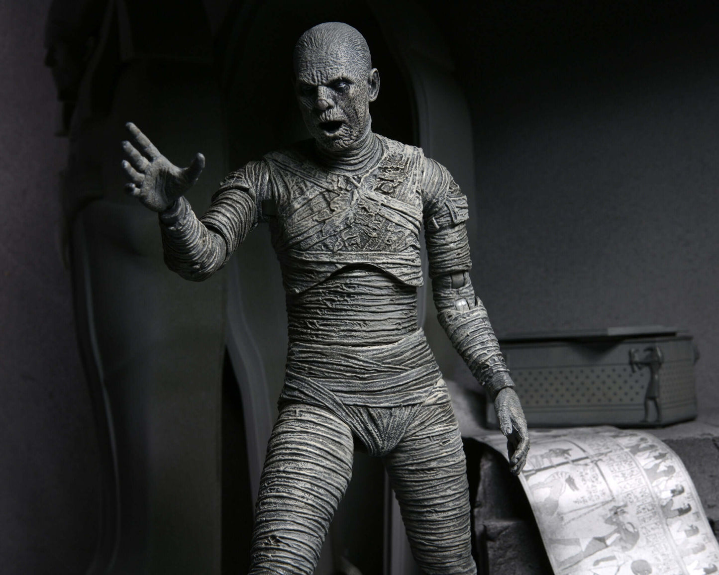 NECA Universal Monsters Ultimate Mummy (Black & White) Figure