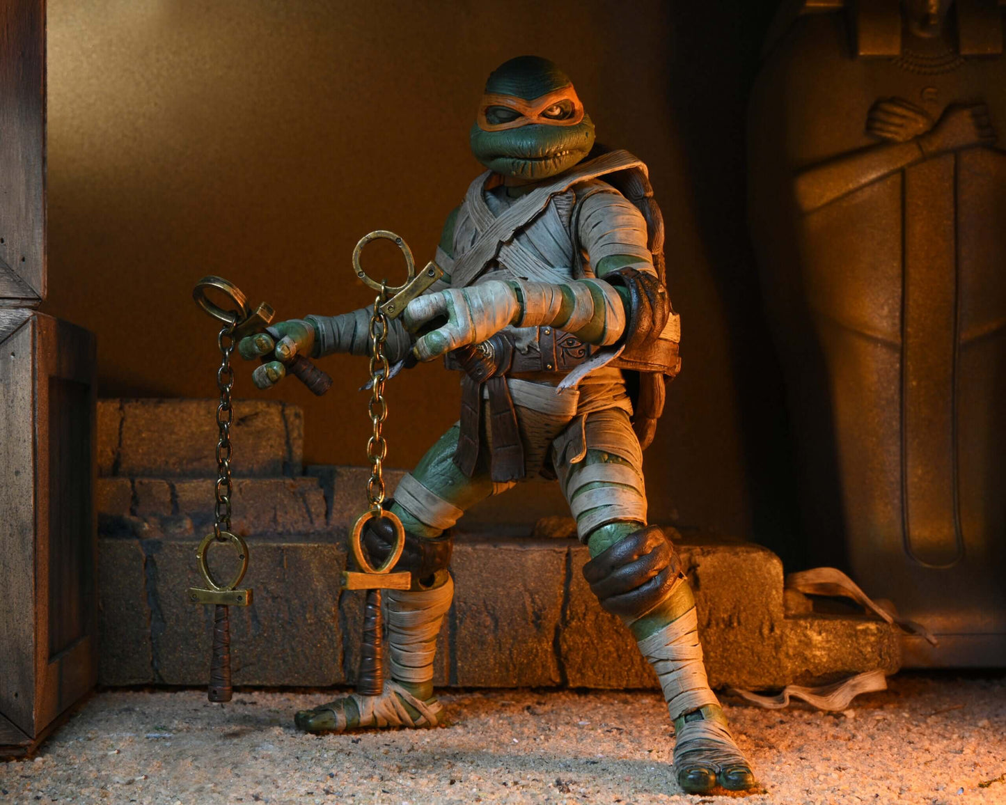 NECA Universal Monsters X Teenage Mutant Ninja Turtles Ultimate TMNT Michelangelo as The Mummy 7" Scale Figure